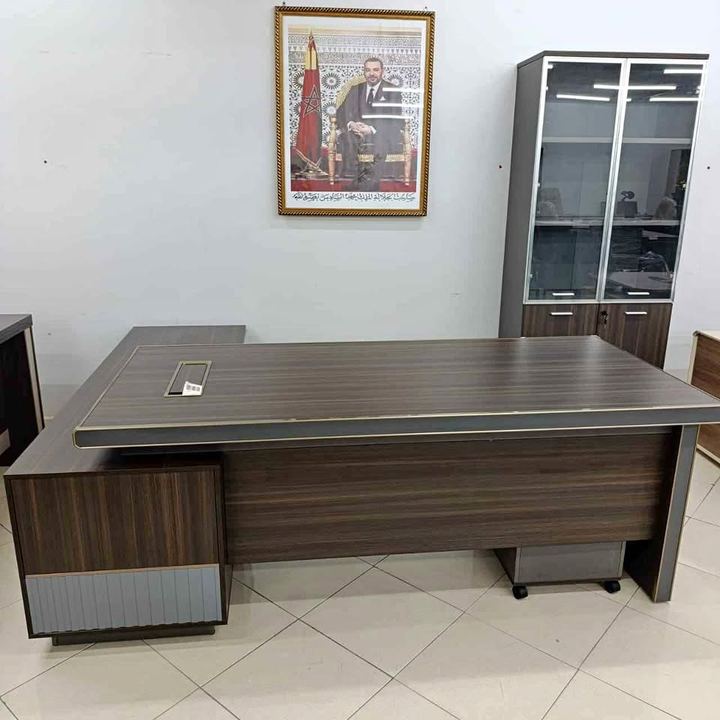 Bureau 3318