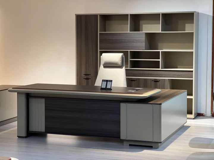 Bureau c222
